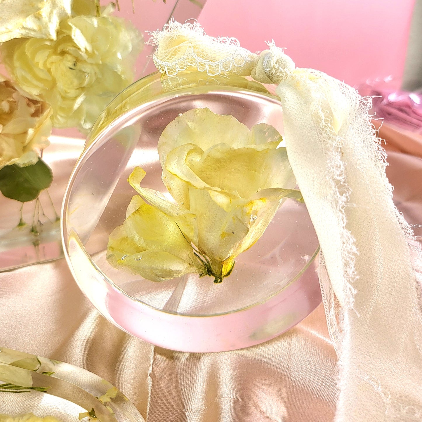 Large Wedding Flower Hexagon 3D Resin Wedding Bouquet Preservation Floral Gift Keepsake Save Your Wedding Flowers Forever - flofloflowery