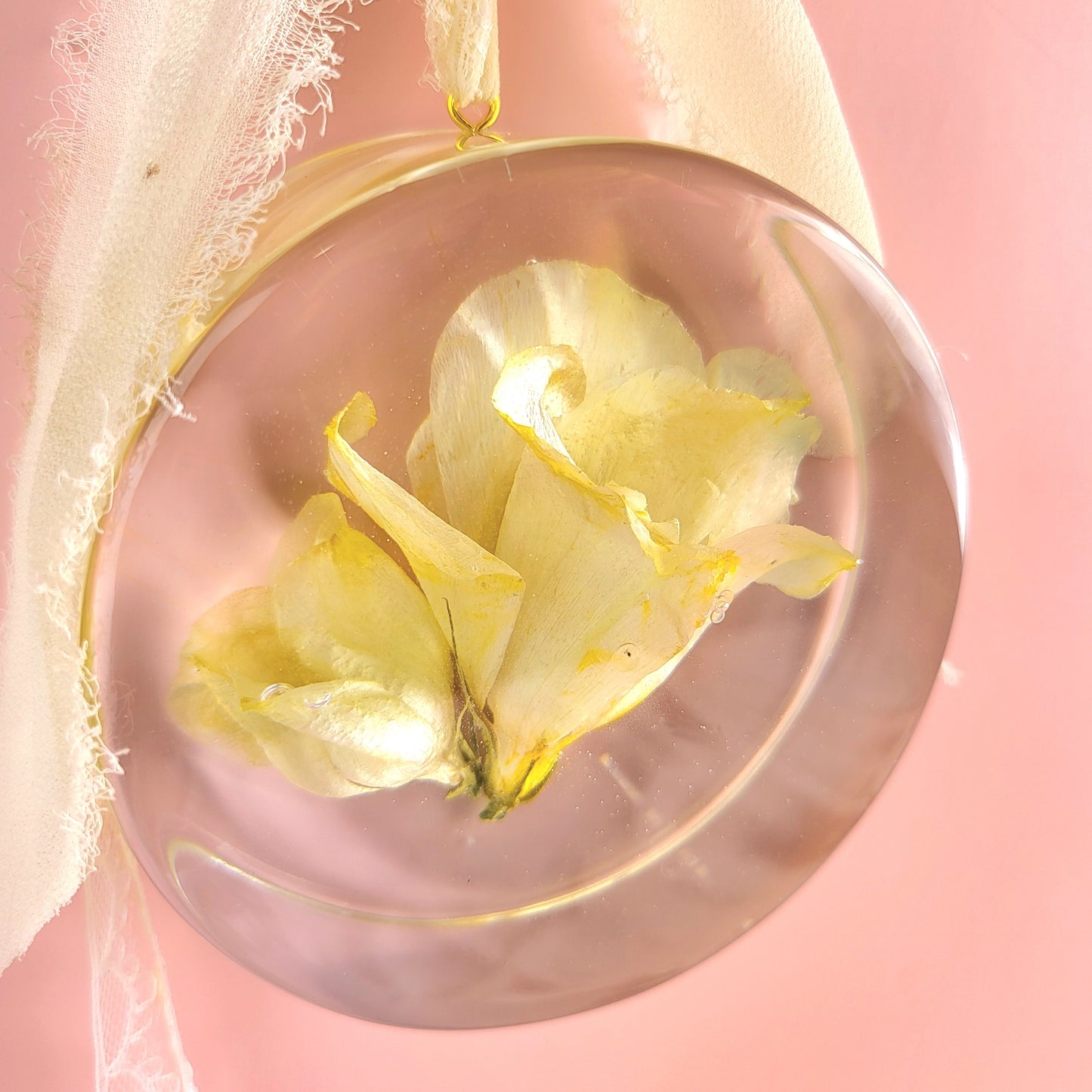 Large Wedding Flower Hexagon 3D Resin Wedding Bouquet Preservation Floral Gift Keepsake Save Your Wedding Flowers Forever - flofloflowery