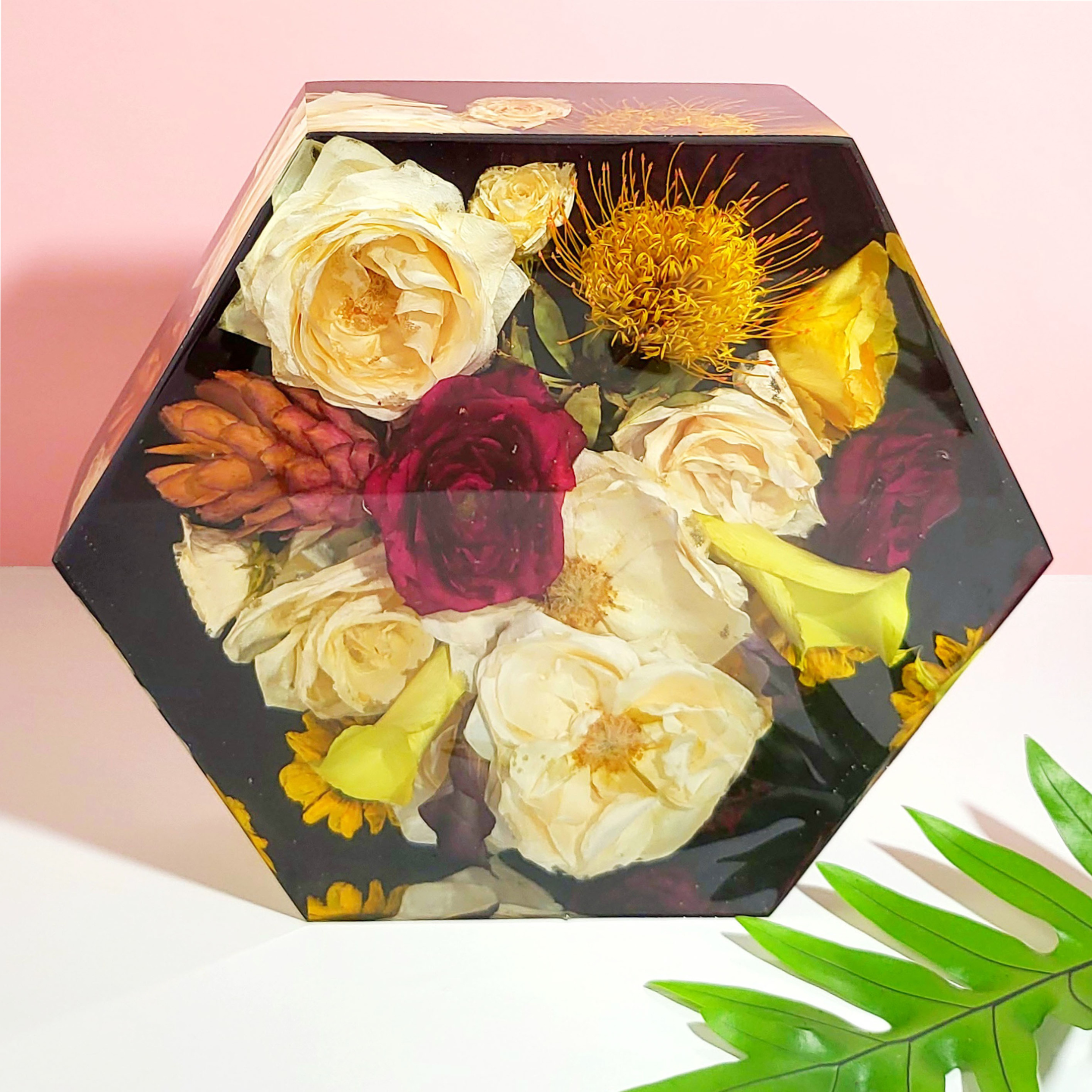 8x 8 Pre-Dried Flowers 3D Floral Resin Cube Wedding Bouquet