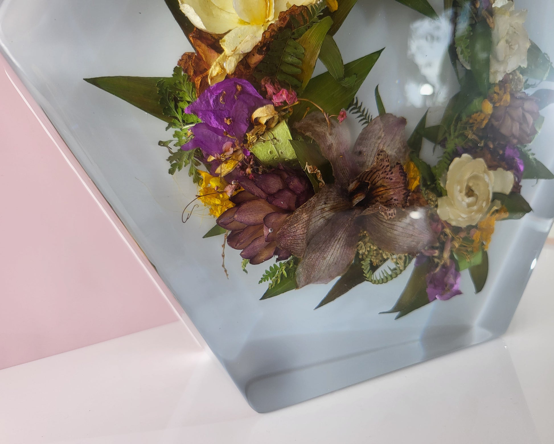 Haku Lei Po'o 12" Hexagon 3D Resin Wedding Bouquet Preservation Floral Gift Keepsake Save Your Wedding Flowers Forever - flofloflowery