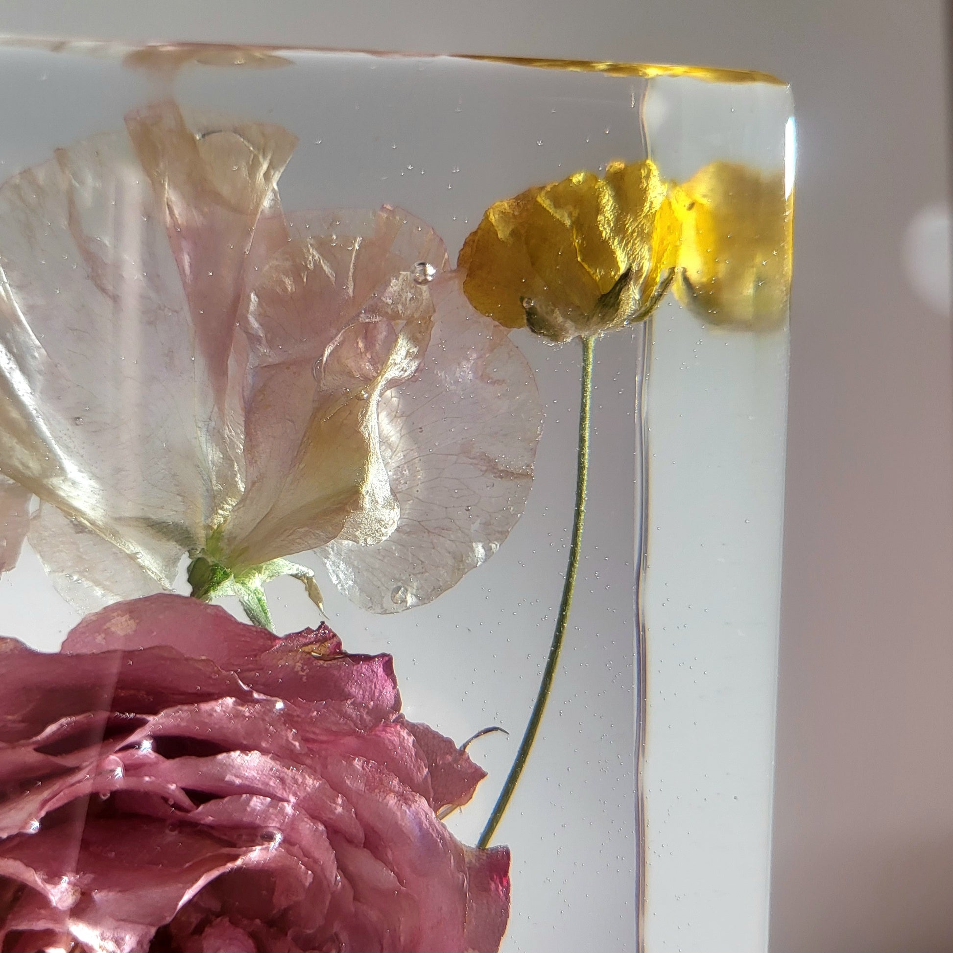 8"x 8" 3D Floral Resin Art Cube Wedding Bouquet Preservation Modern Fried Flowers Square Save Your Gift Keepsake - flofloflowery
