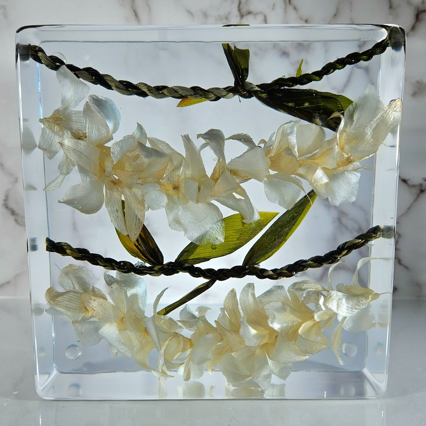 8"x 8" Hawaiian Tropical Lei 3D Floral Resin Art Cube Wedding Bouquet Modern Fried Flowers Square Save Your Gift Keepsake