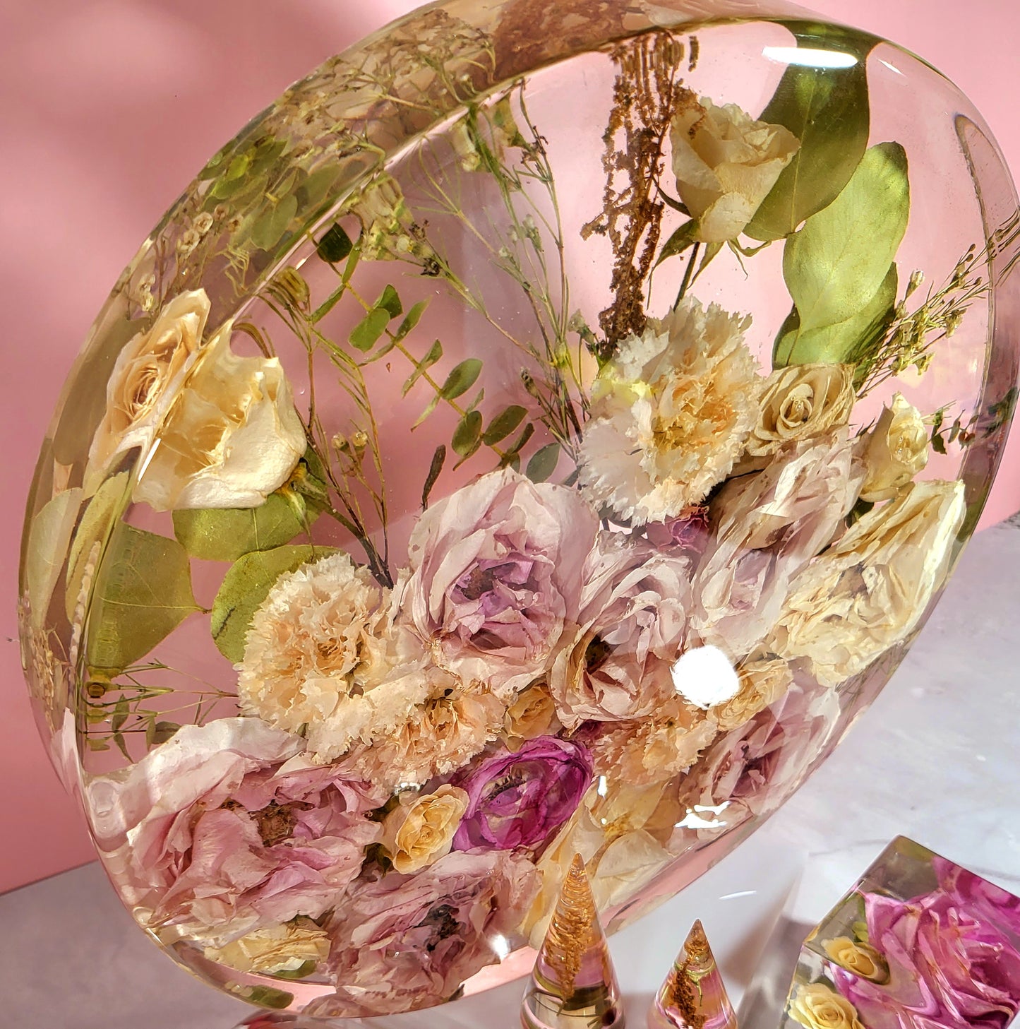 Everlasting Large 14" Round 3D Resin Wedding Bouquet Preservation Keepsake Gift Save Your Wedding Flowers Forever - flofloflowery