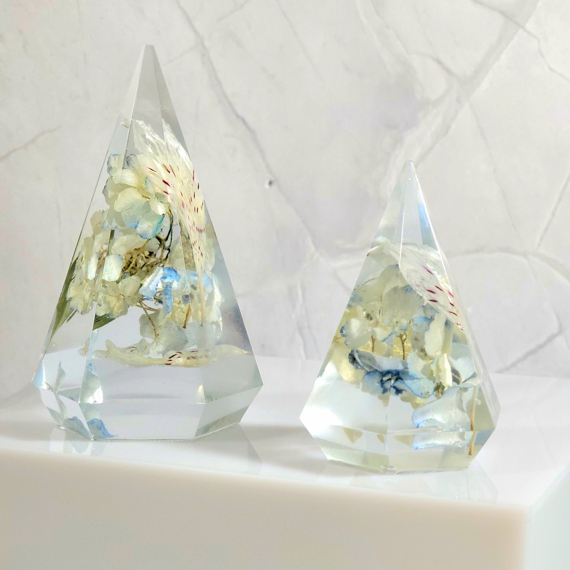 Square 8"x 8" Luxury 3D Floral Resin Cube Wedding Bouquet Preservation Modern Fried Flowers Square Save Your Gift Keepsake - flofloflowery
