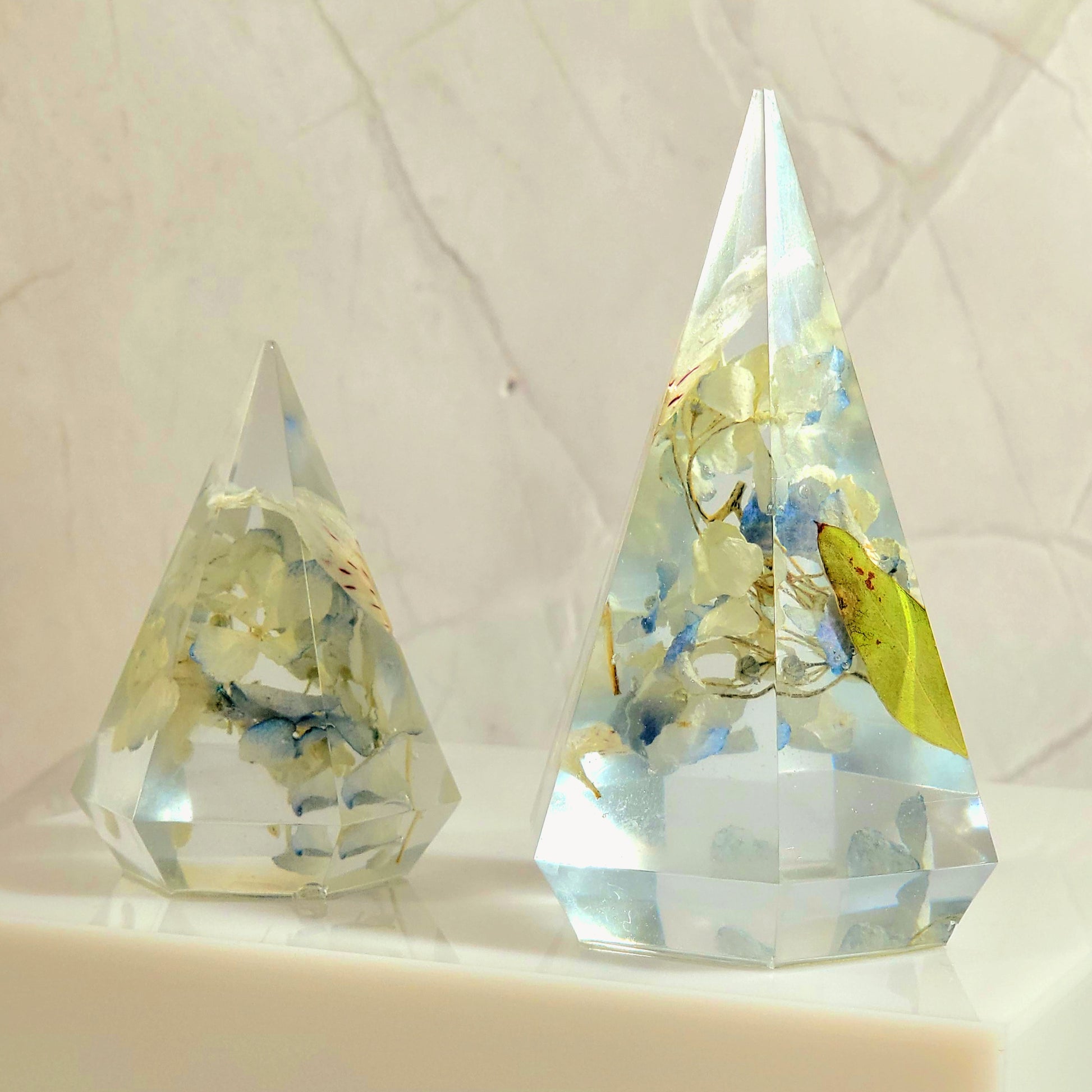 8"x 8" 3D Floral Resin Cube Wedding Bouquet Preservation Modern Fried Flowers Square Save Your Gift Keepsake - flofloflowery