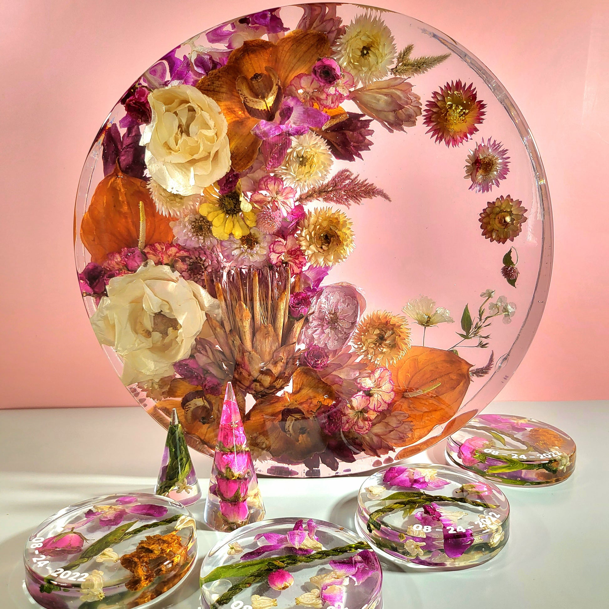 Luxurious Large 14" Round 3D Resin Wedding Bouquet Preservation Keepsake Gift Save Your Wedding Flowers Forever - flofloflowery