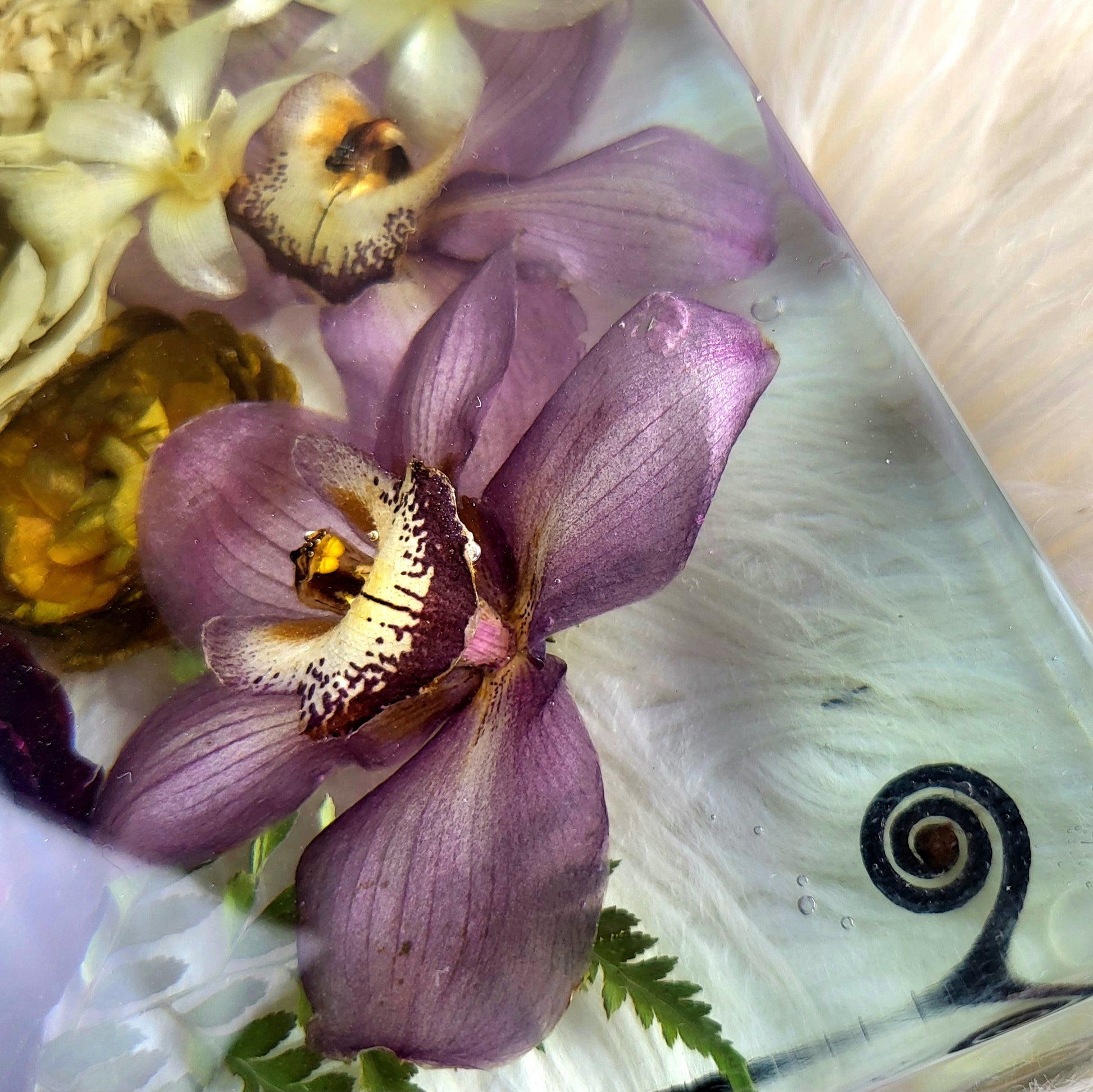Large Tropical 10"x10" 3D Resin Wedding Bouquet Preservation Save Your Wedding Flowers Forever Gift Keepsake - flofloflowery