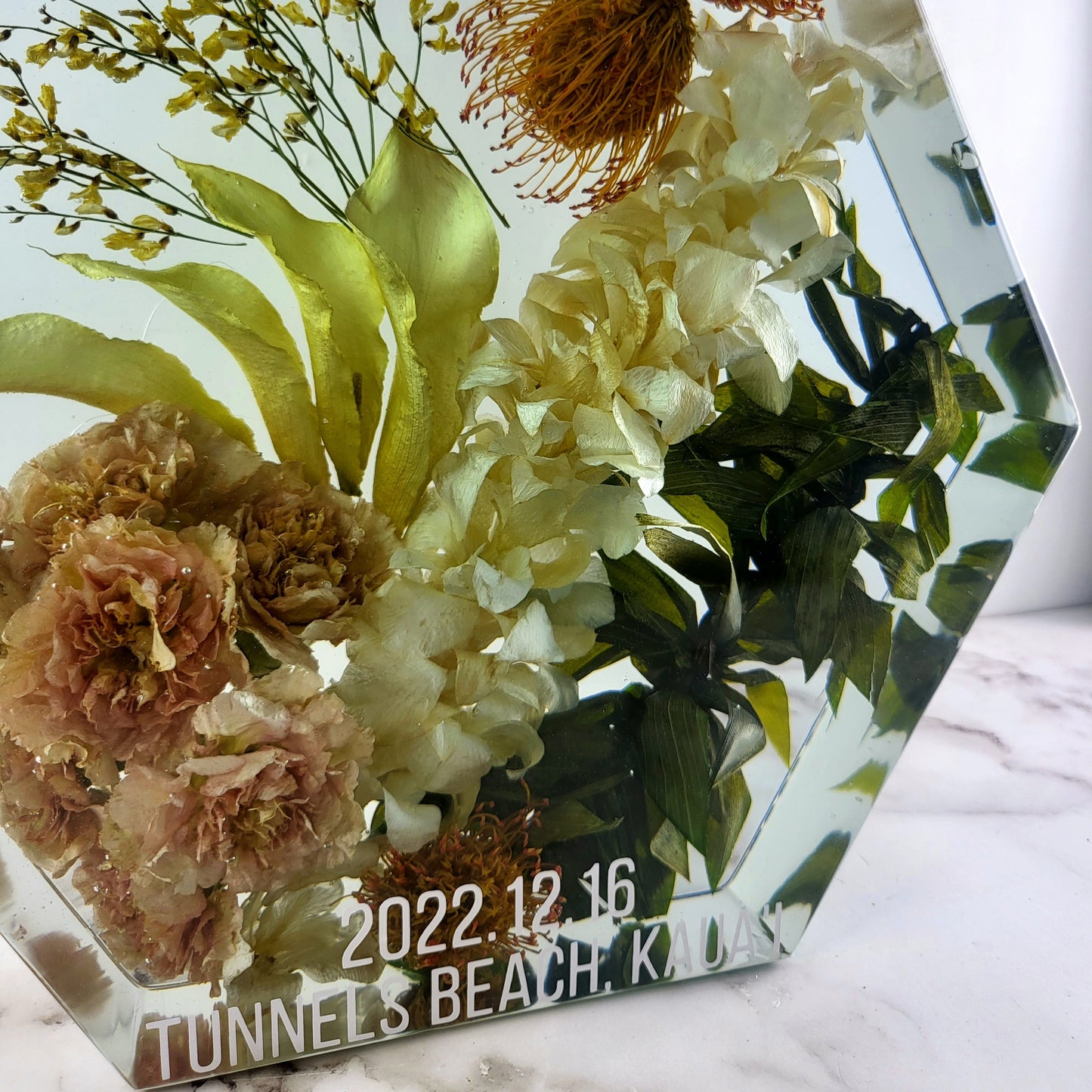 12" Hexagon Floral Preservation 3D Resin Wedding Bouquet Preservation Keepsake Gift Save Your Wedding Flowers Forever - flofloflowery